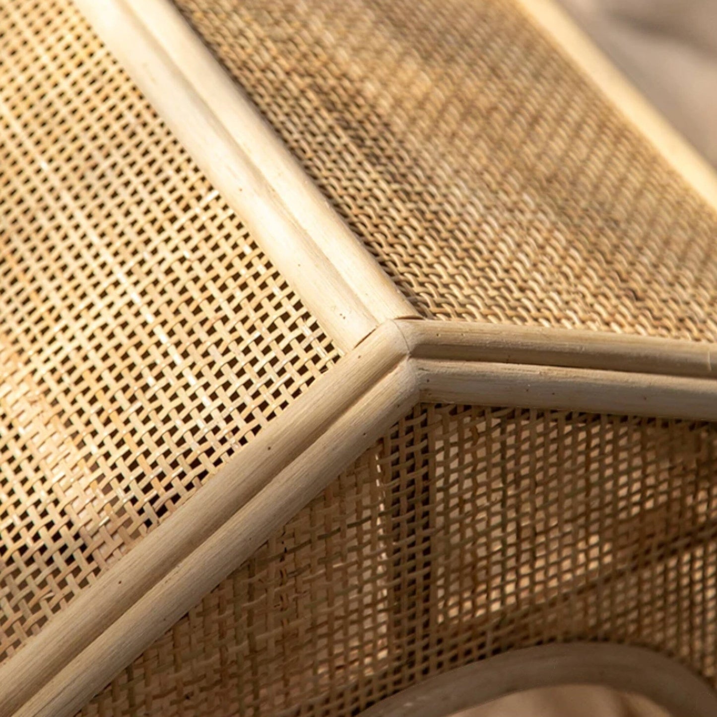 Purrfect Retreat: Handcrafted Rattan Elevated Cat Bed