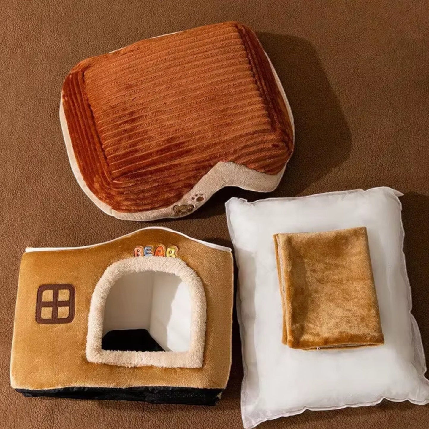 PawPalace: Foldable Waterproof Pet House